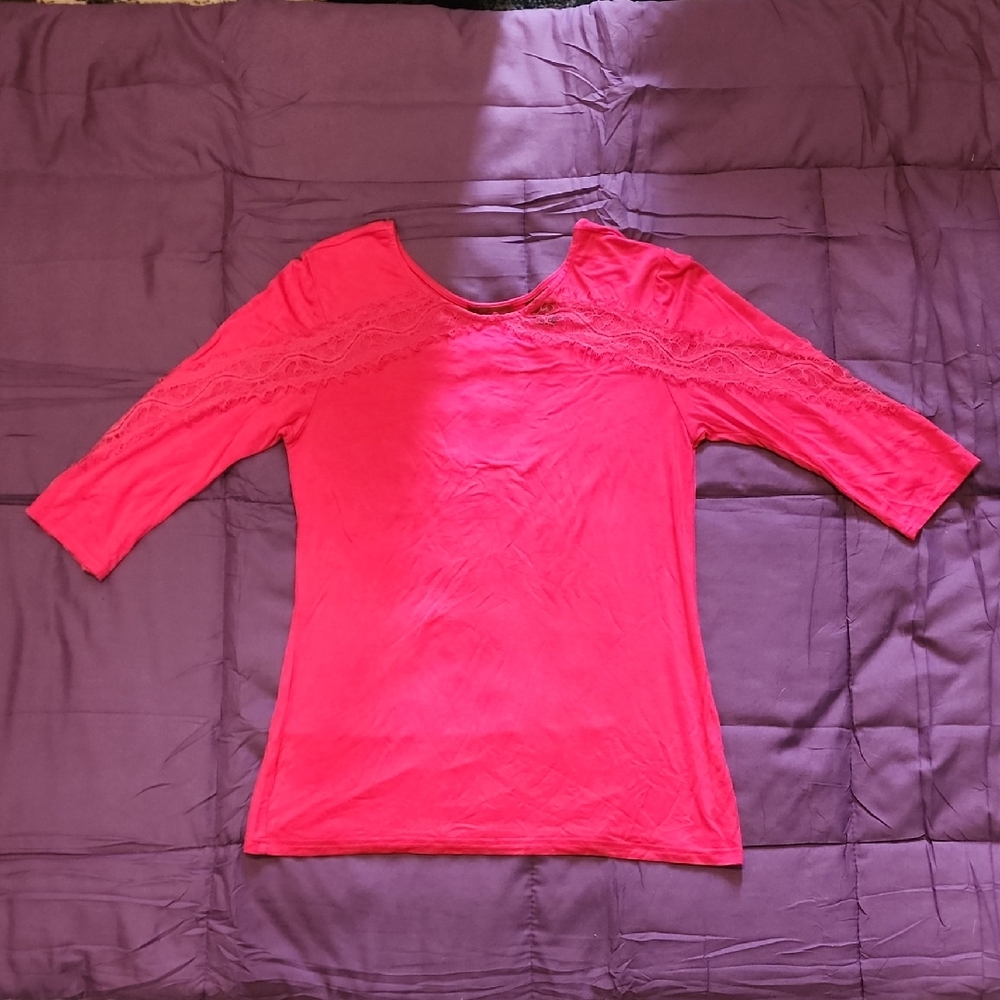 BKE Fuchsia Lace Accent Long Sleeve Top